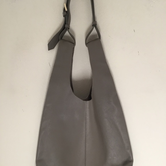 Lattielier Slow Line Marly Leather Shopper/Tote is New without Tags! $249 - Picture 1 of 7